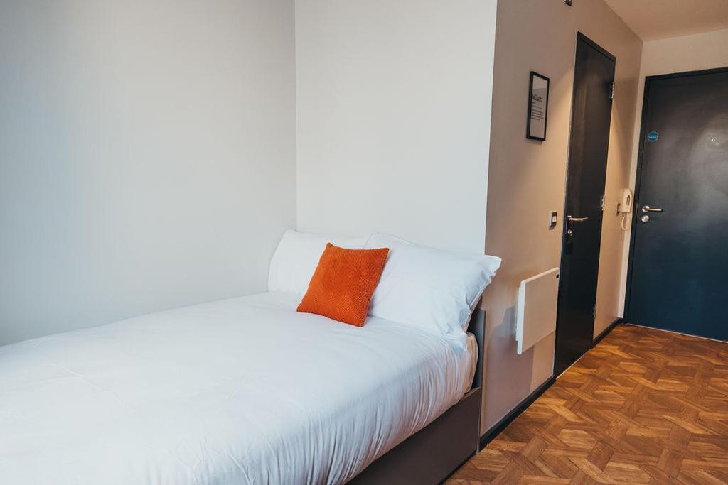 Quarter By The Warren Collection Hotel Белфаст Екстериор снимка